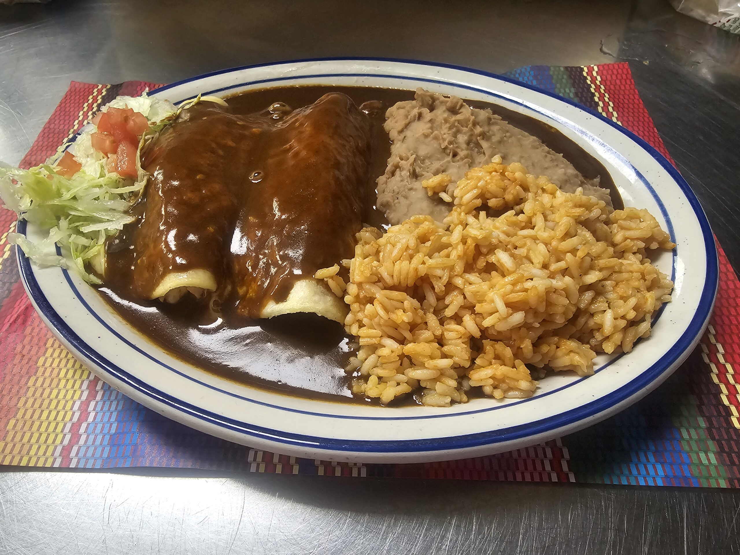 Chicken Enchiladas con Mole Dinner